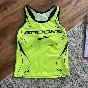 Brooks racing tank